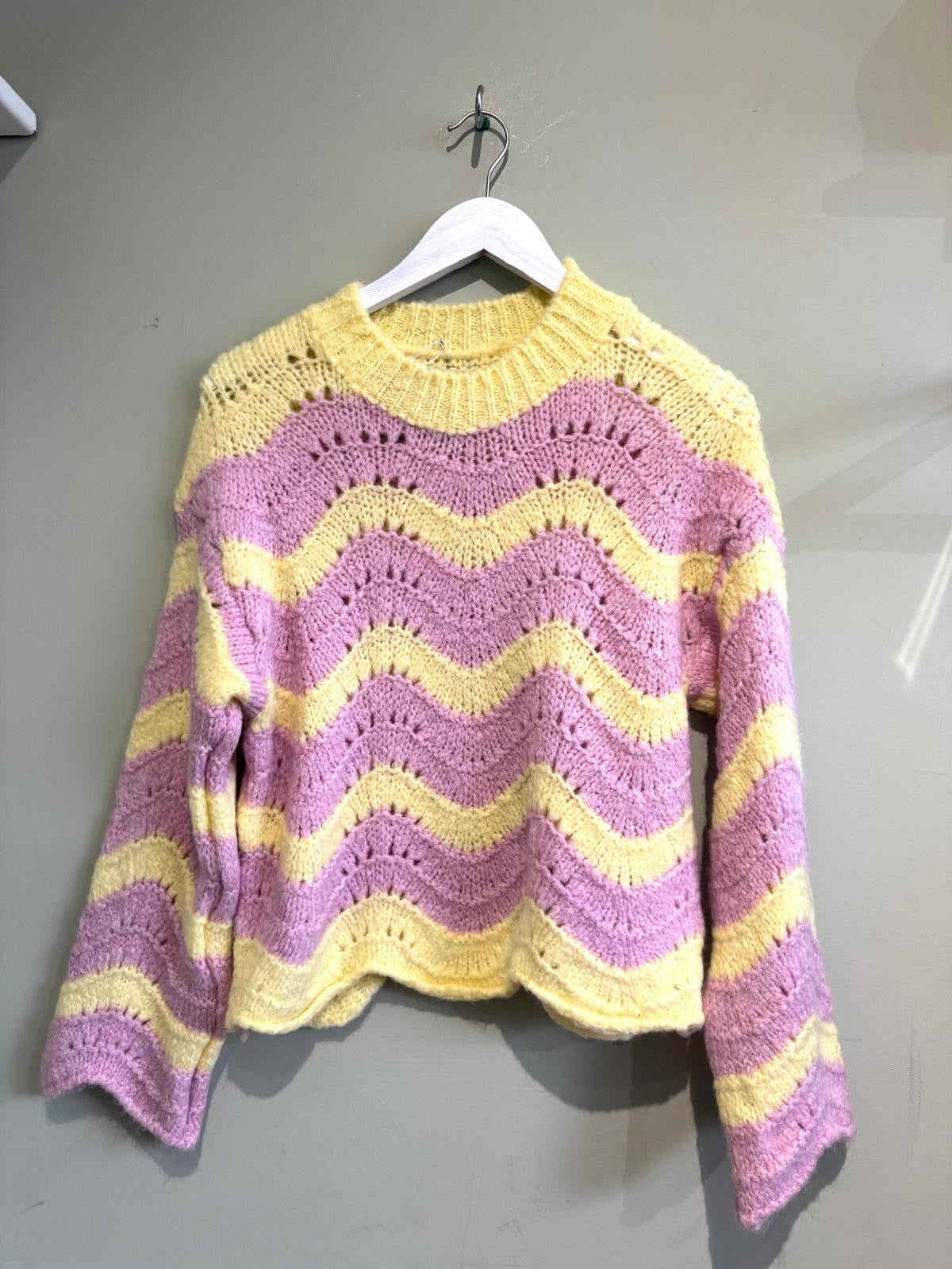 Kerstin Wool Blend Pointelle Wave Jumper - Red & Pink Or Pink & Yellow
