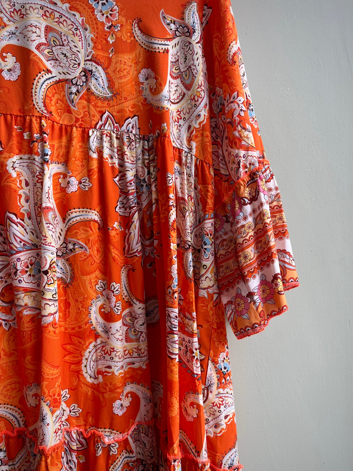 Evie Paisley Print Short Tiered Dress With Fluted Sleeves - Red Or Orange