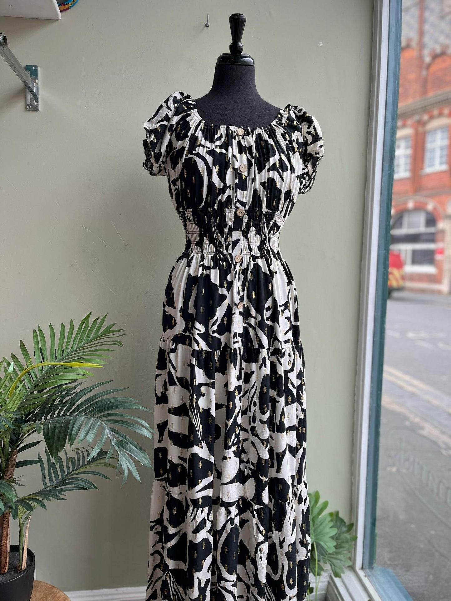 Louise Bardot Neckline Short Sleeve Shirred Waist Maxi Dress - Black & White Floral