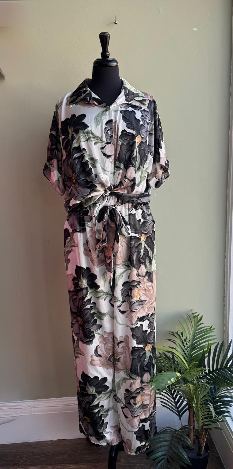 Ginny Floral Satin Co-Ord Shirt & Trousers Set - Green Or Black