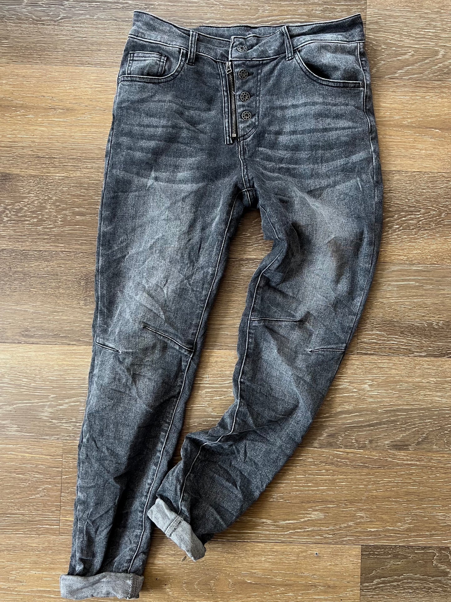 Melly & Co Grey Wash Denim Button & Zip Front Jeans
