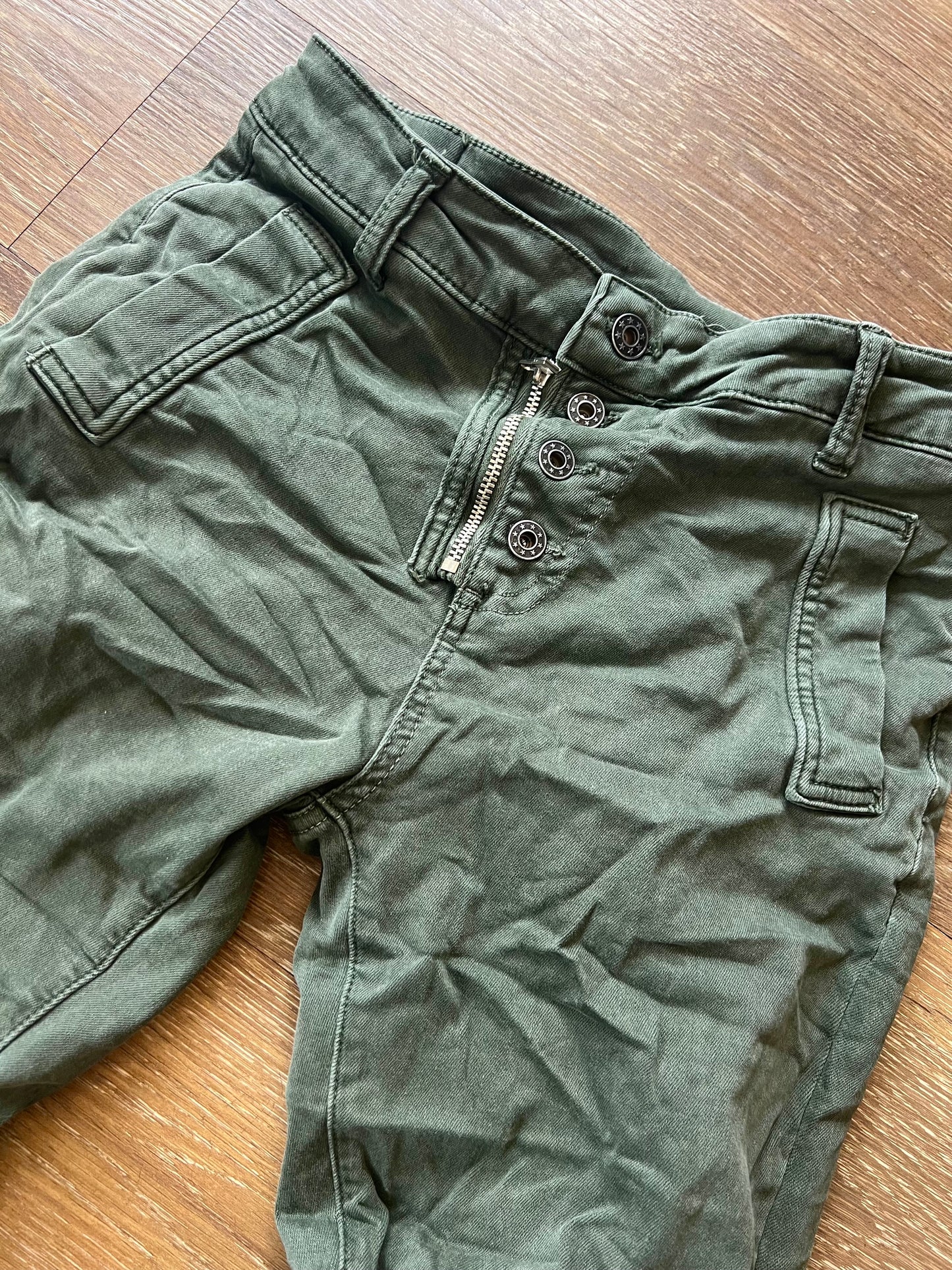 Melly & Co Khaki Jeans