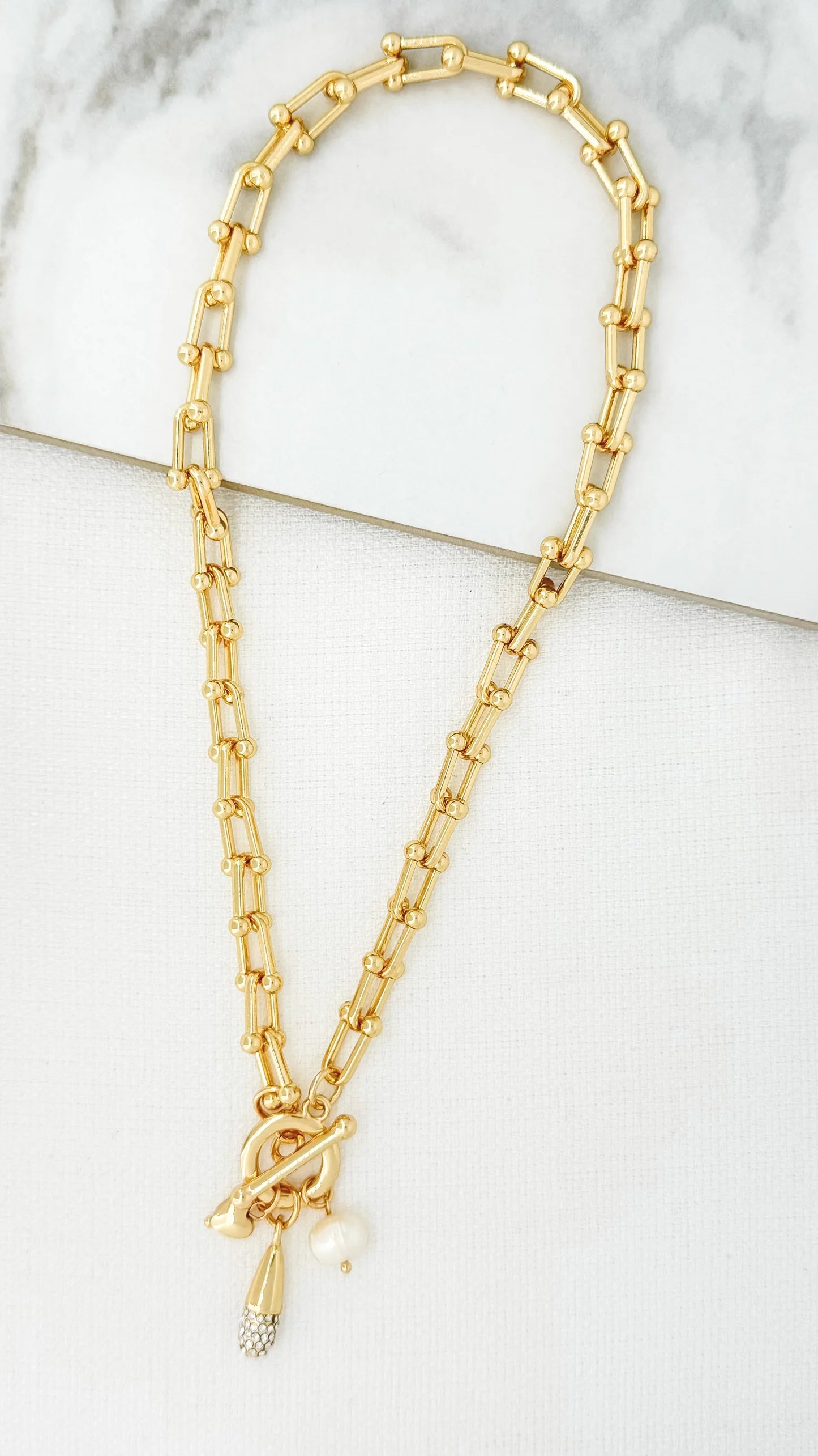 Envy Jewellery Short Chunky Chain Necklace With T Bar And Pearl Charms