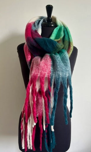 Winter Berry Checked Blanket Scarf lo