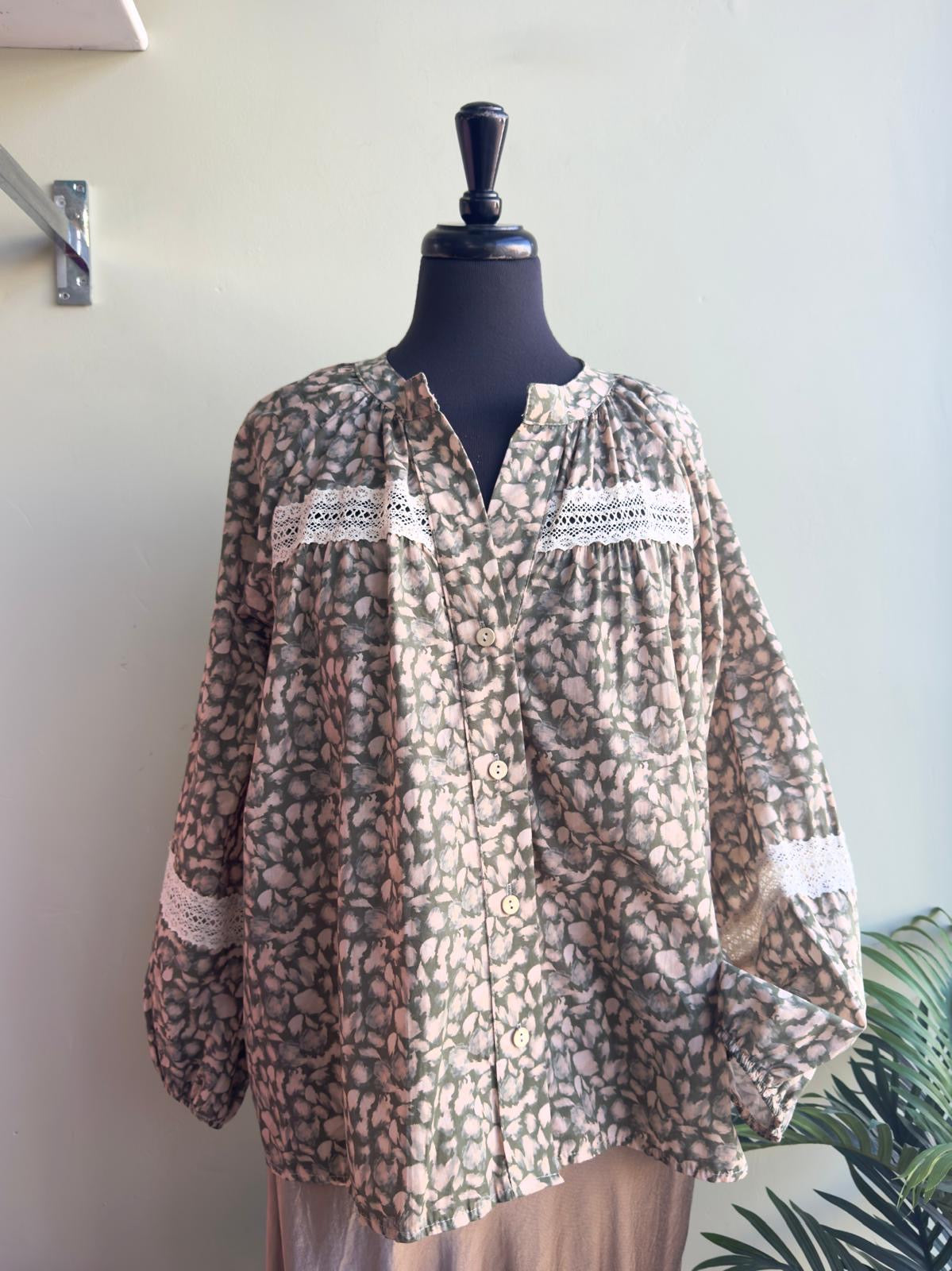 Miranda Ditsy Brush Stroke Print Blouse With Lace Trim - Khaki Or Pink Cotton