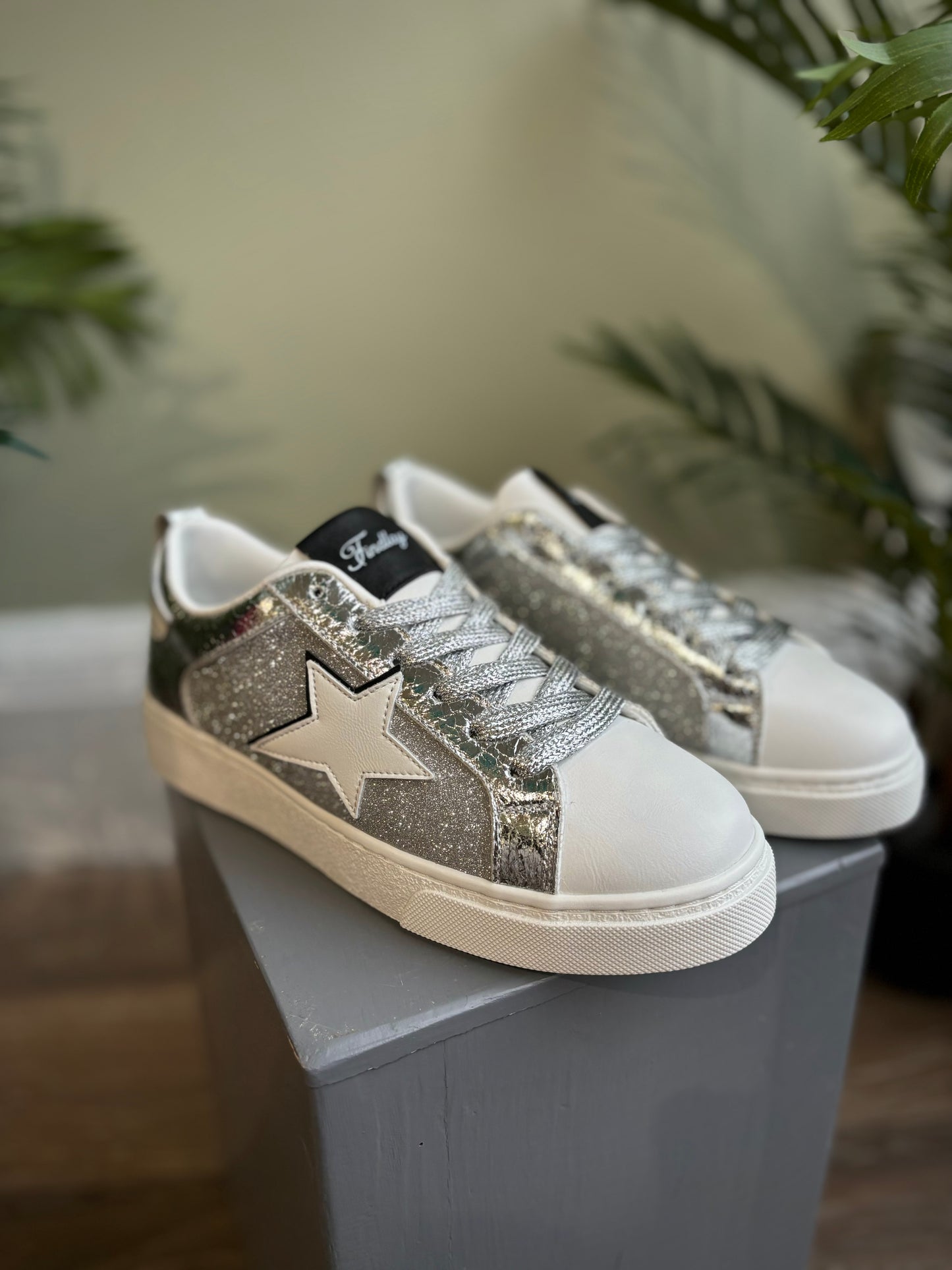 Silver & White Star Trainers With Silver Laces