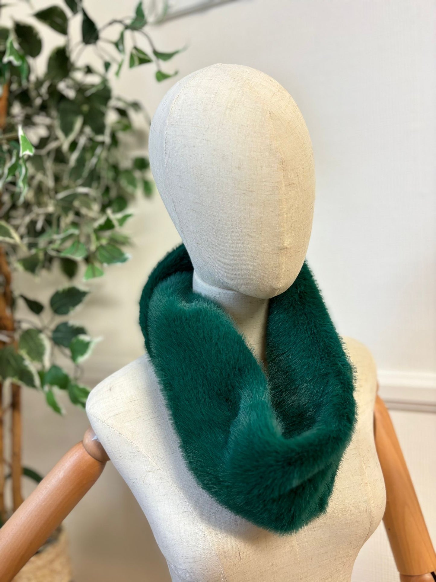 Faux Fur Snood green