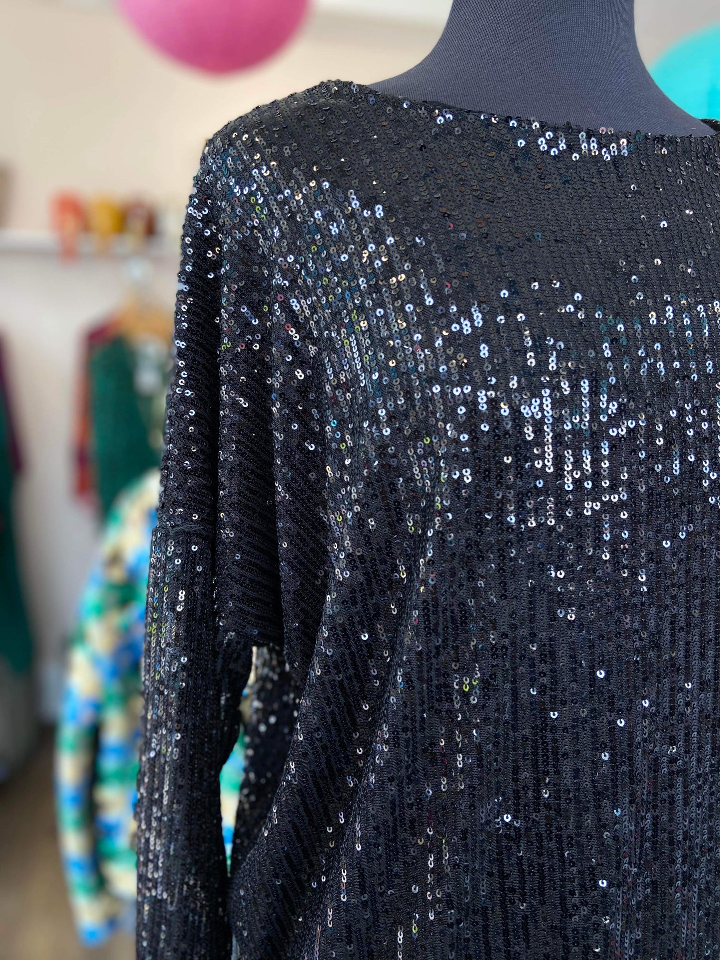 Bianca Sequinned Long Sleeved Slouchy Top - Black