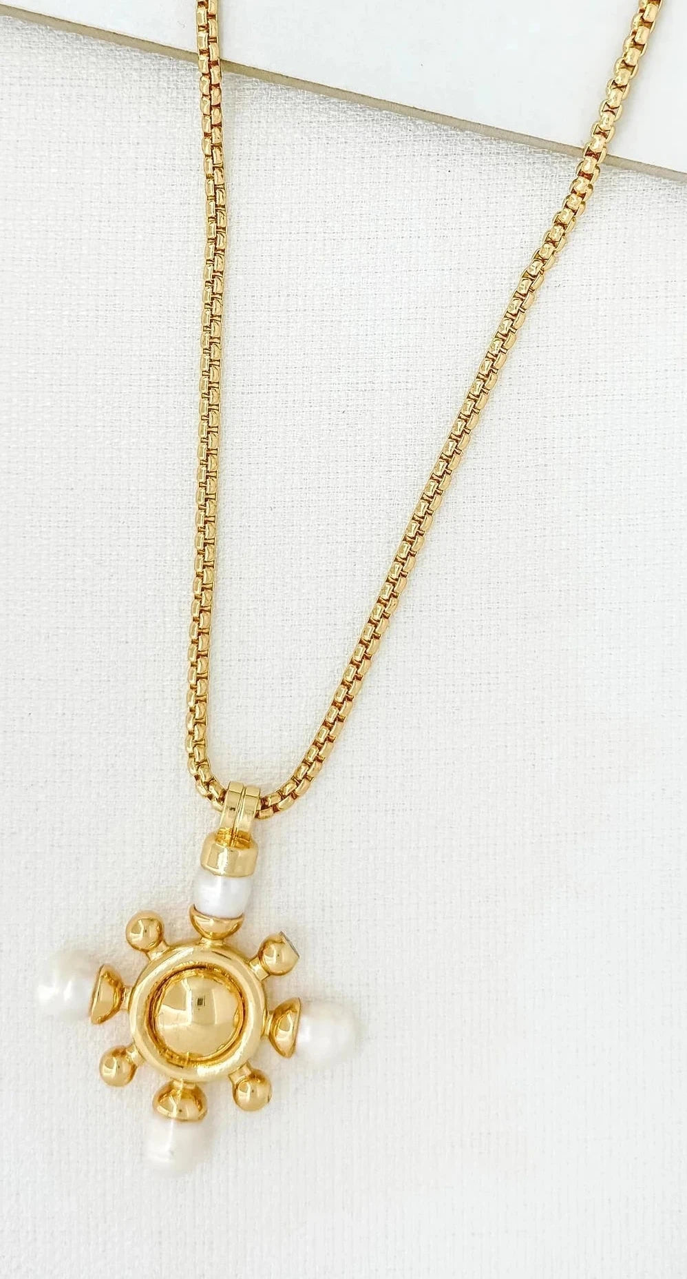 Envy Jewellery Gold Toned Necklace With Gold & Pearl Pendant