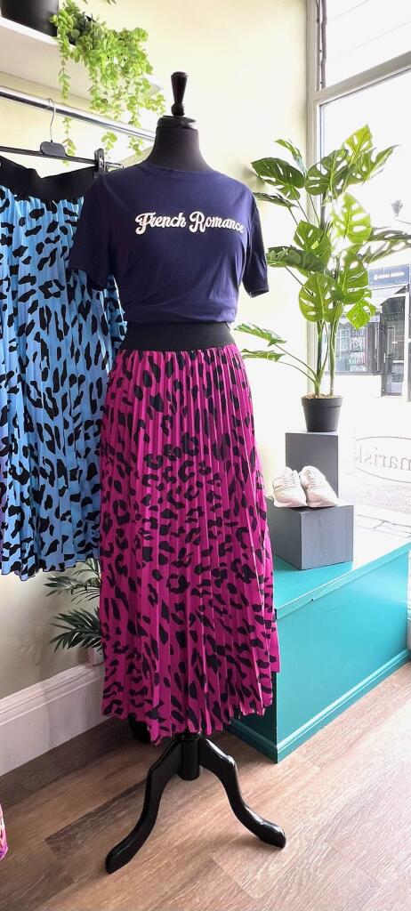 Jodie Bright Leopard Print Pleated Maxi Skirt - 2 Colours