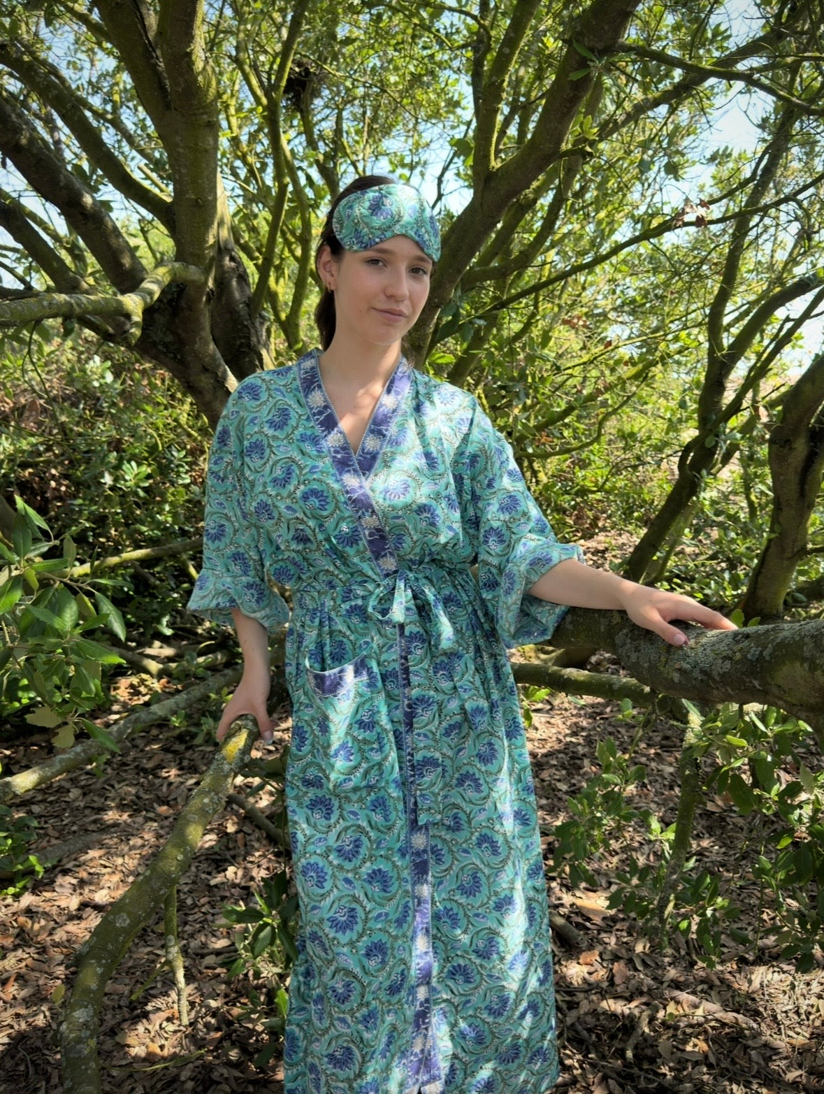 Tamarisk Bazaar Luxury Hand-Block Printed Indian Cotton Dressing Gown Robe - Blue & Green