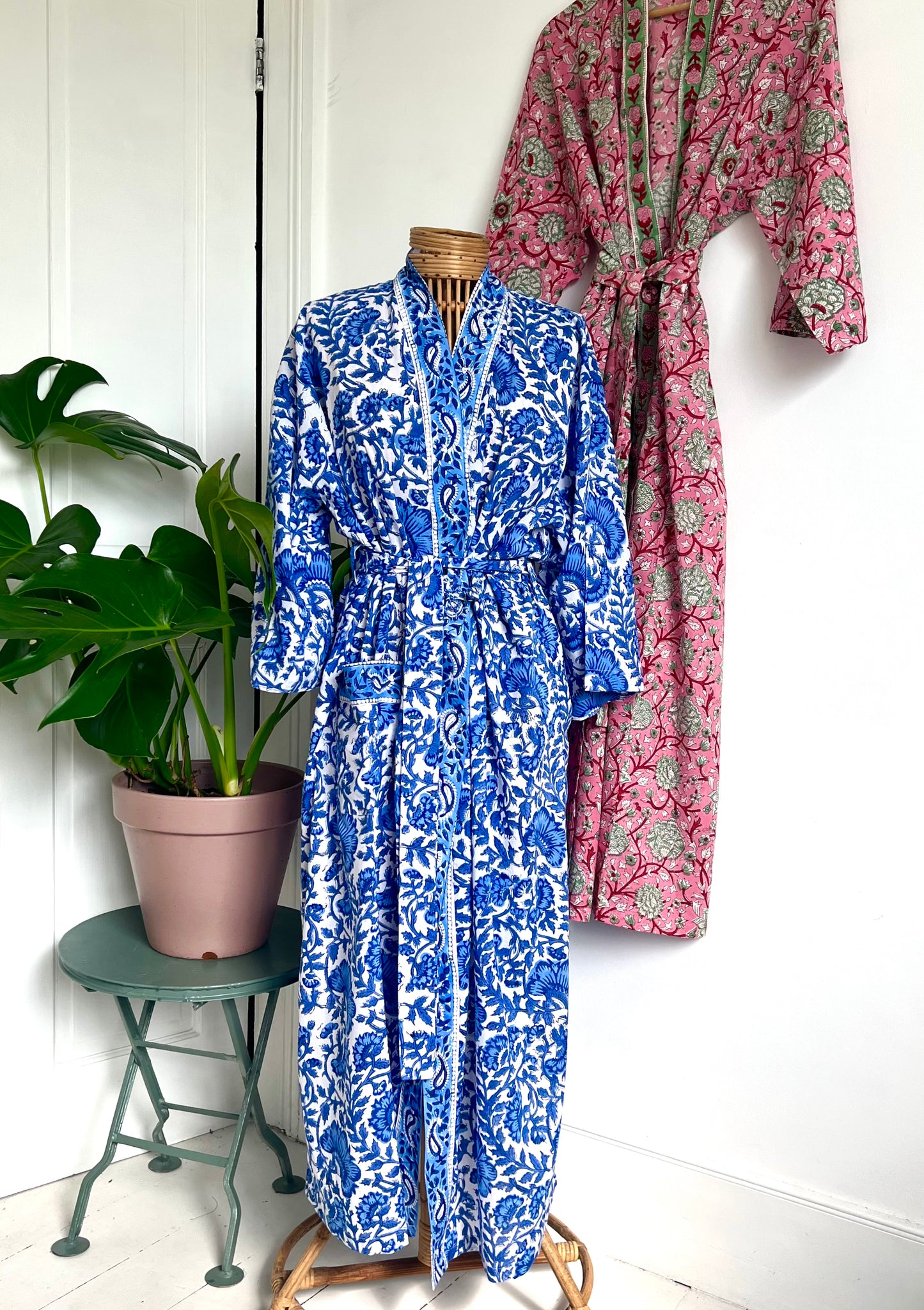Lillian Hand Block Printed Indian Cotton Dressing Gown Robe - Blue & White Floral