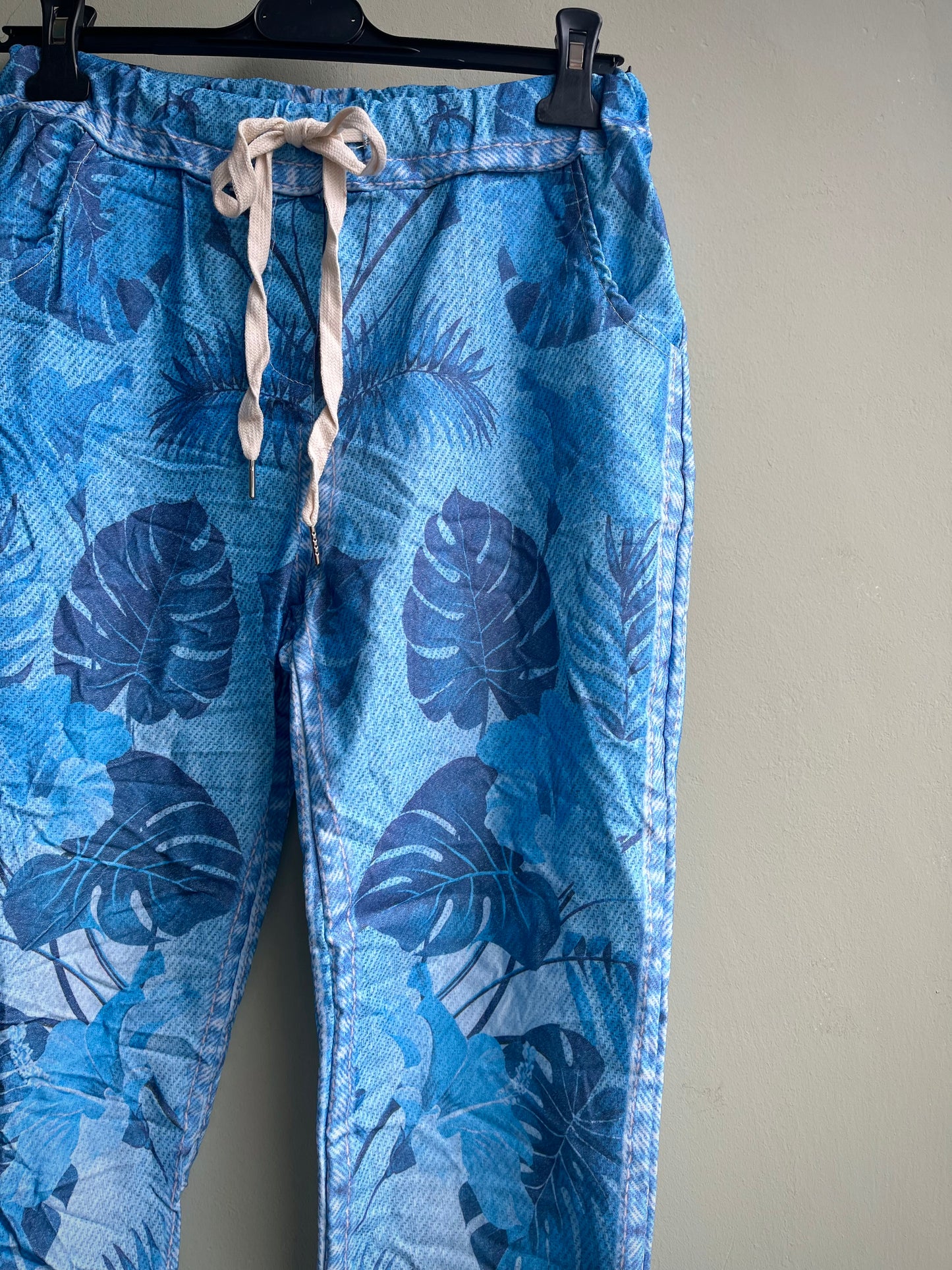 Belinda Printed Magic Trousers - Palm Print