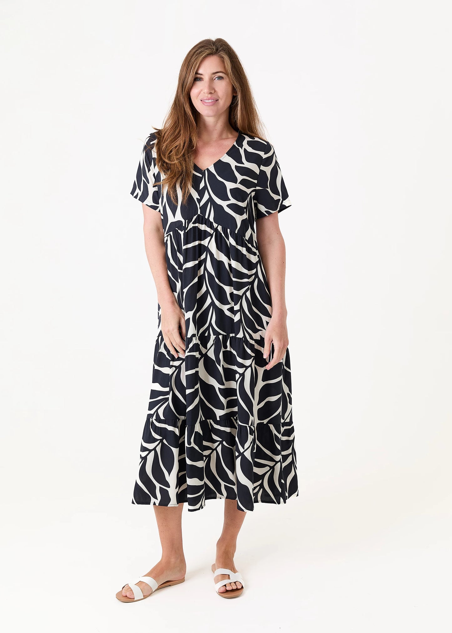 Tilda Mono Leaf Print Loose Midi Dress