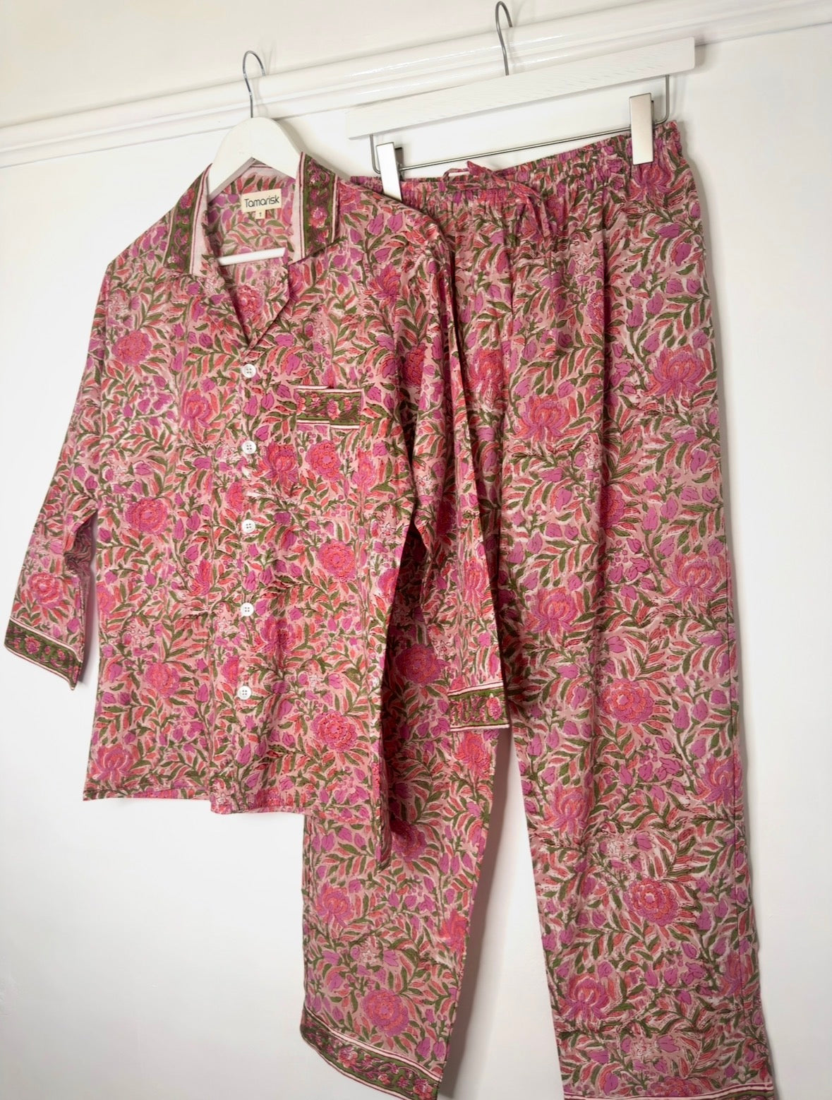 Tamarisk Bazaar Luxury Hand-Printed Indian Cotton Pyjamas- Pink Floral