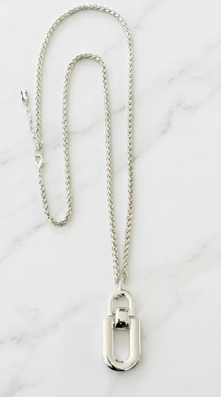 Envy Jewellery Silver Tone Long Link Pendant Necklace
