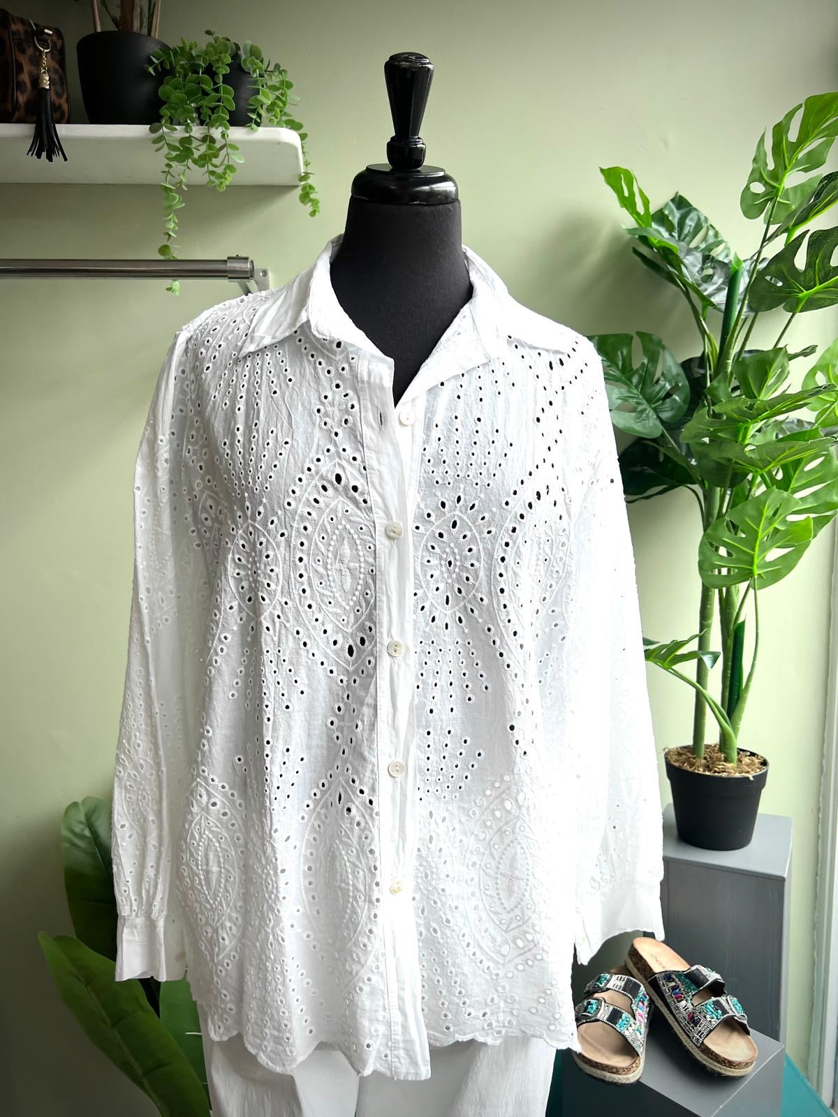 Sukie Broiderie Anglaise Long Sleeve Shirt