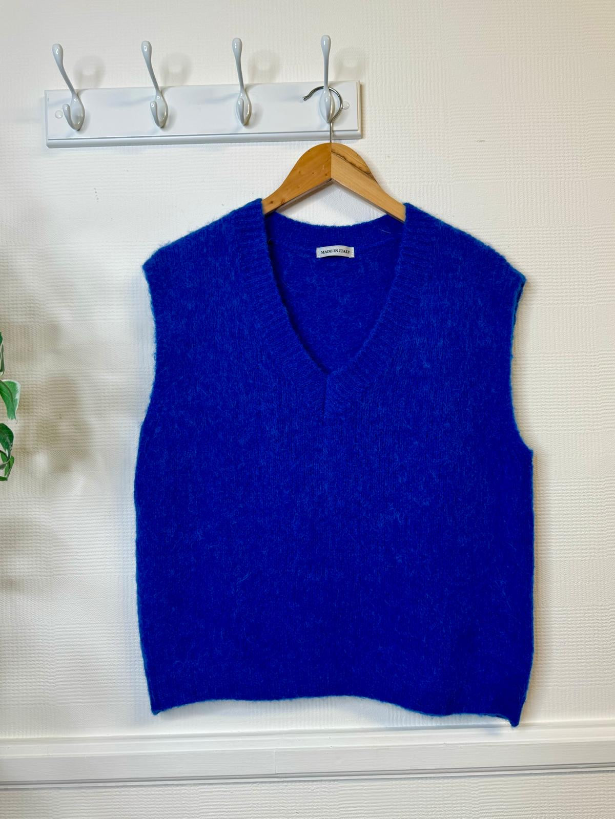 Alpaca blend tank top knitted vest royal blue