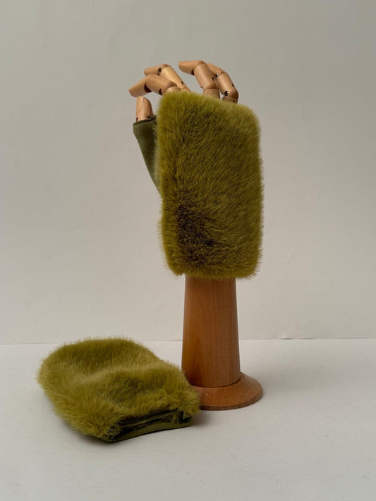 Faux Fur Fingerless Mittens green 