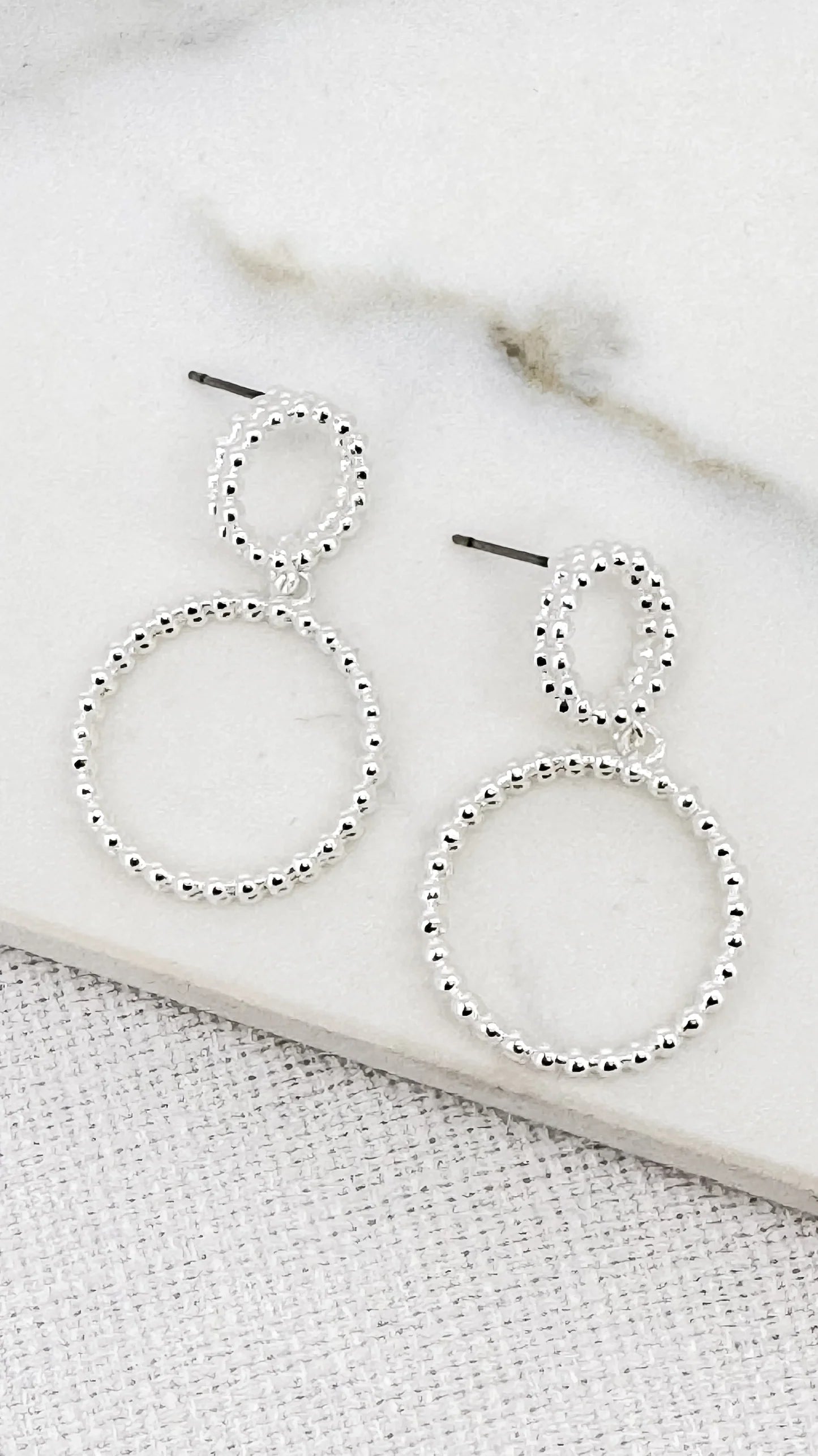 Envy Jewellery Textured double hoop silver earrings