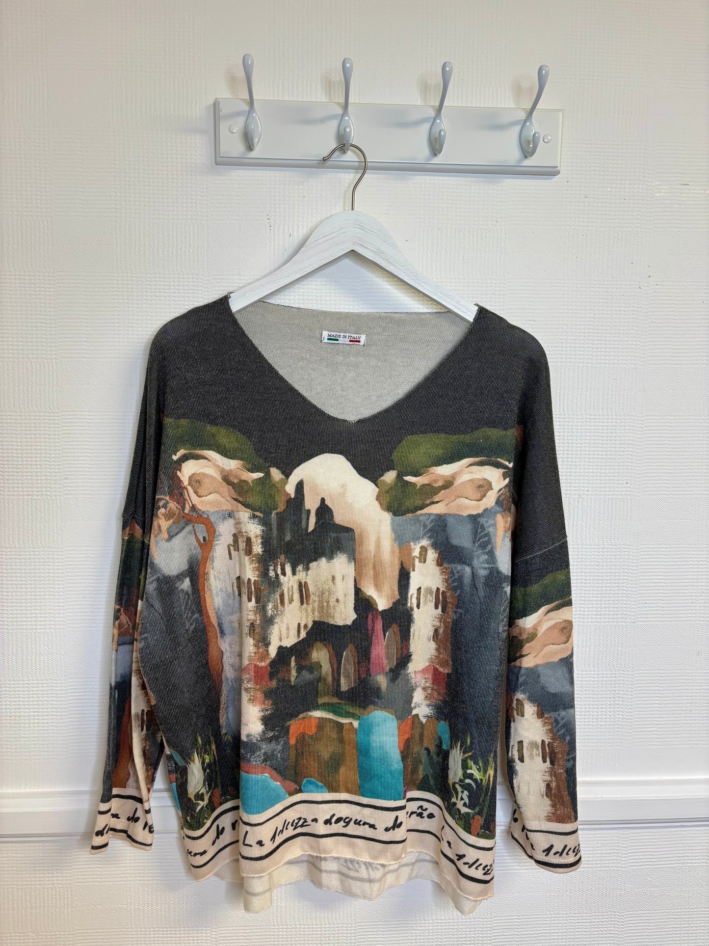 Rachel Landscape Print Fine Knit V Neck Top - Charcoal Or Burgundy
