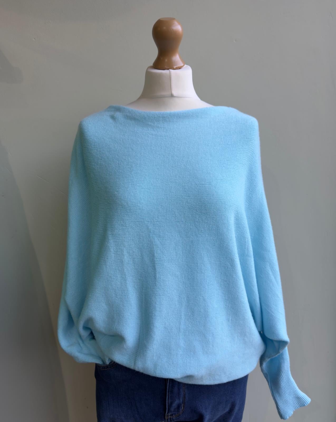 Slouchy Batwing Lightweight Jumper light blue 