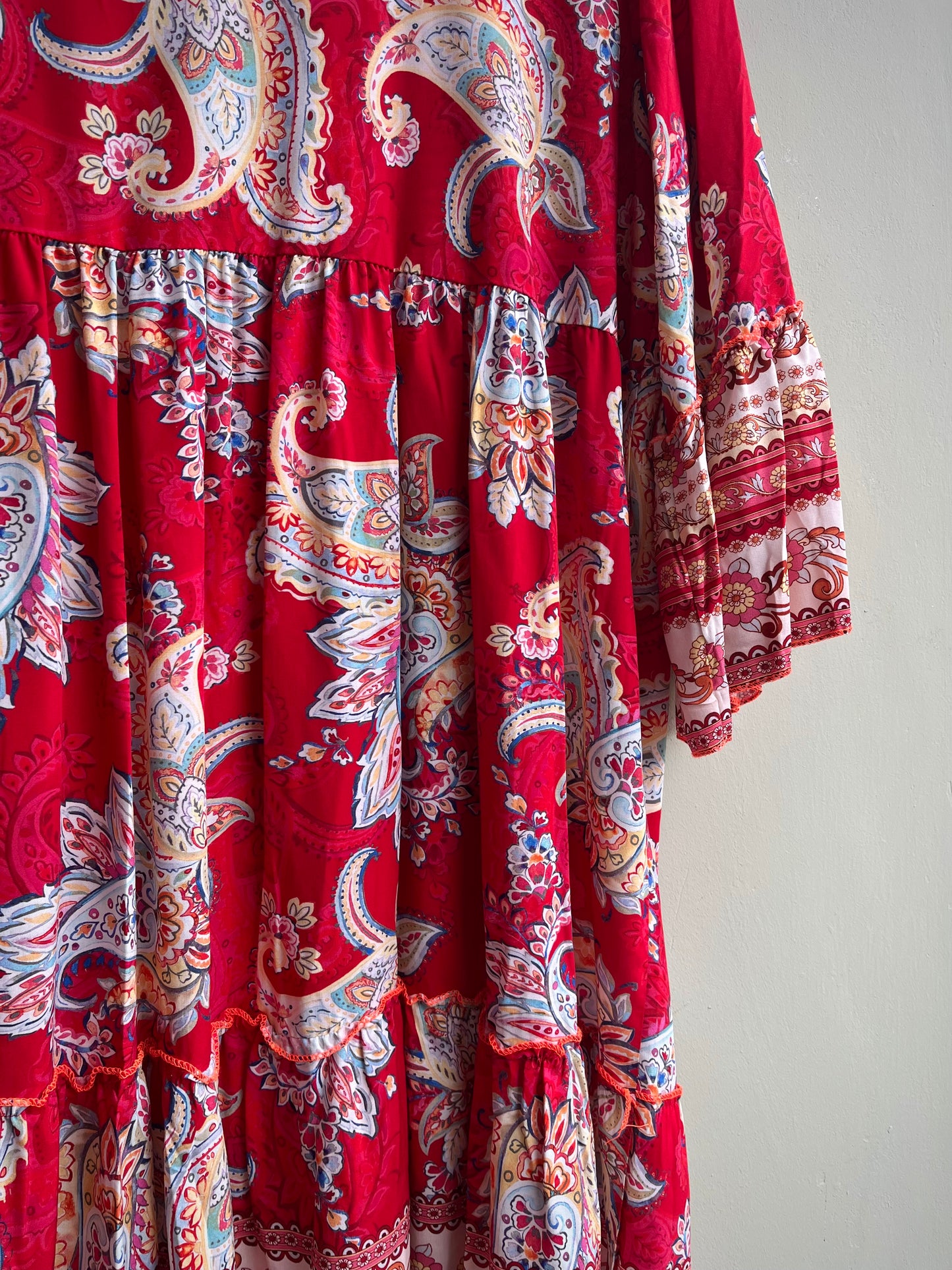 Evie Paisley Print Short Tiered Dress With Fluted Sleeves - Red Or Orange