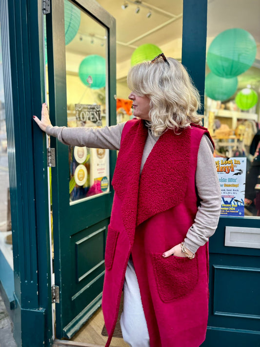 Faux Shearling Long Fleecy Gilet wine red 